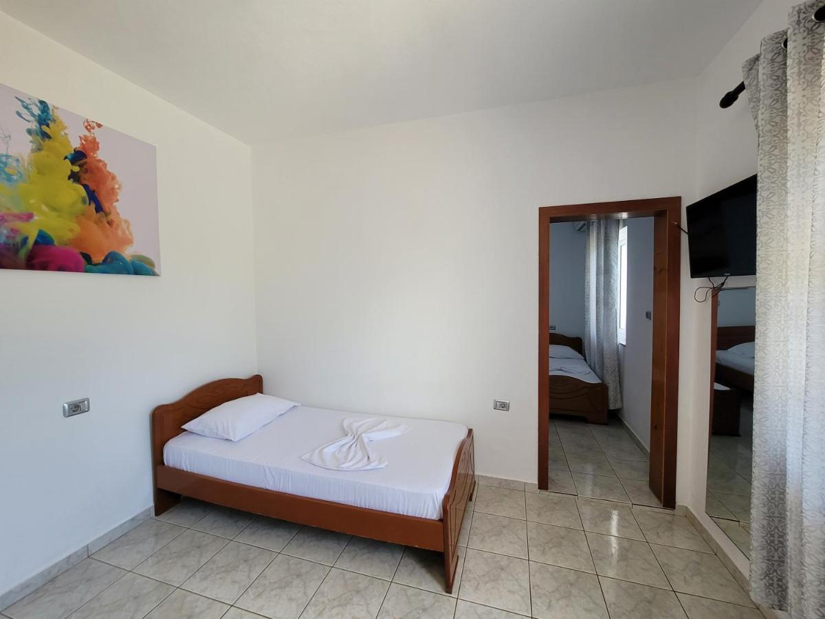 Spahiu Guesthouse Ксамил Екстериор снимка