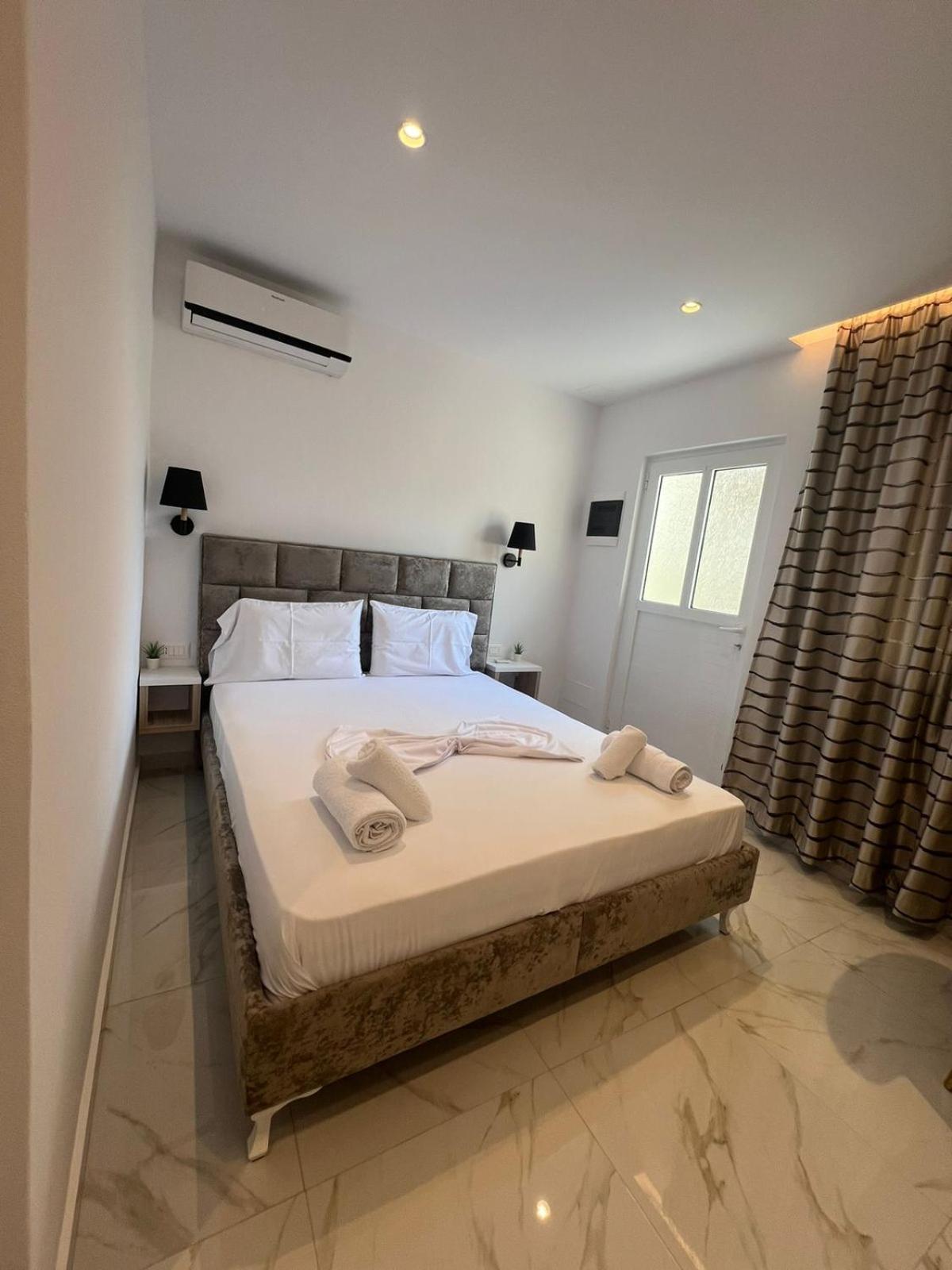 Spahiu Guesthouse Ксамил Екстериор снимка